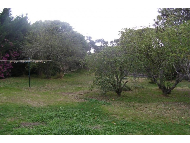 22 Banfield Street, Ararat VIC 3377