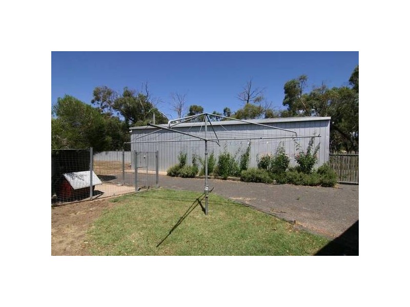 122 Queen Street North, Ararat VIC 3377