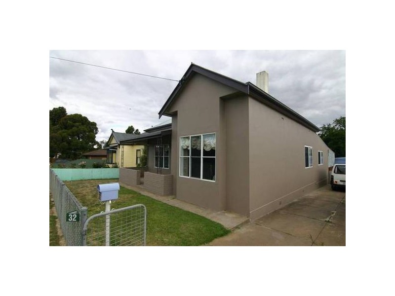 32 Benbow Street, Ararat VIC 3377