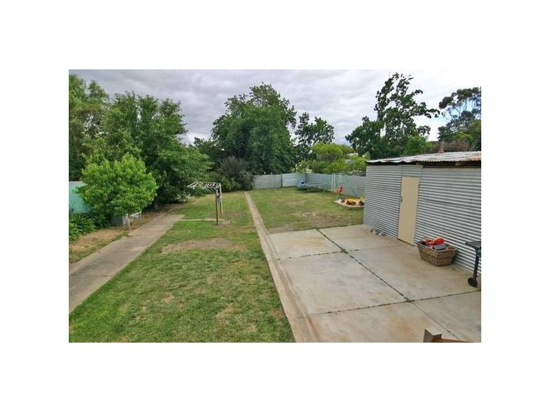 32 Benbow Street, Ararat VIC 3377