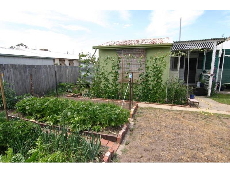 21 Stevens Crescent, Ararat VIC 3377