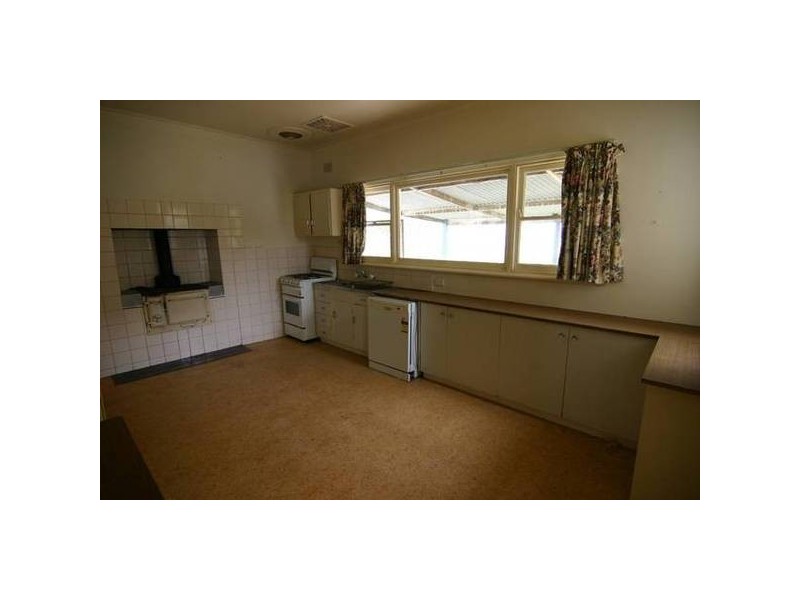 5 Benbow Street, Ararat VIC 3377