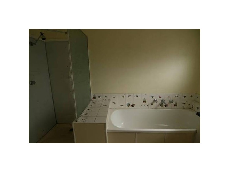 9 Grevillea Crt, Ararat VIC 3377