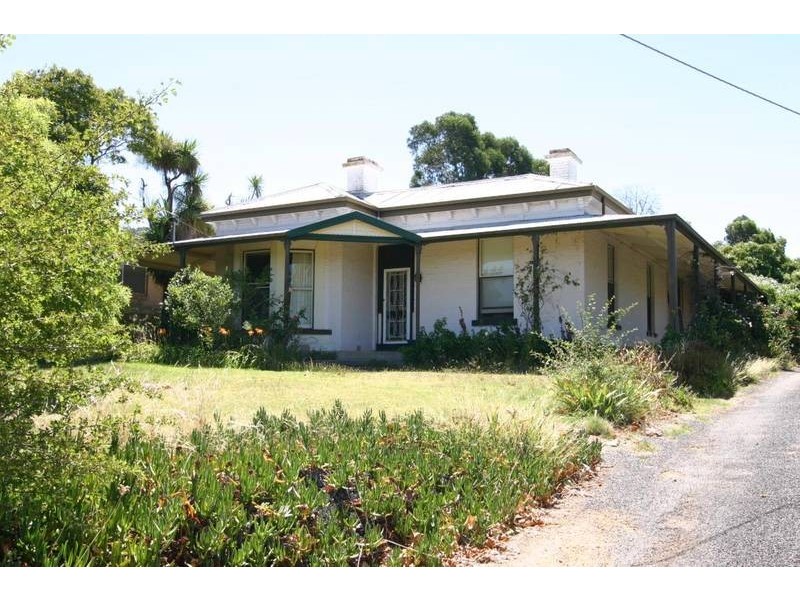 46 Barkly St West, Ararat VIC 3377