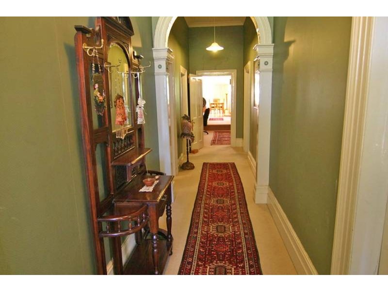 46 Barkly St West, Ararat VIC 3377