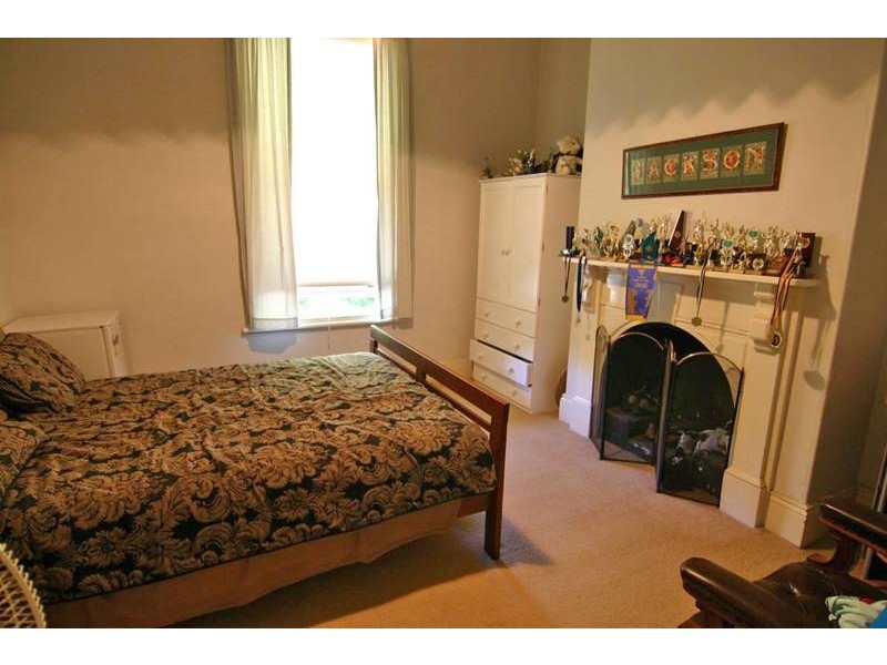 46 Barkly St West, Ararat VIC 3377