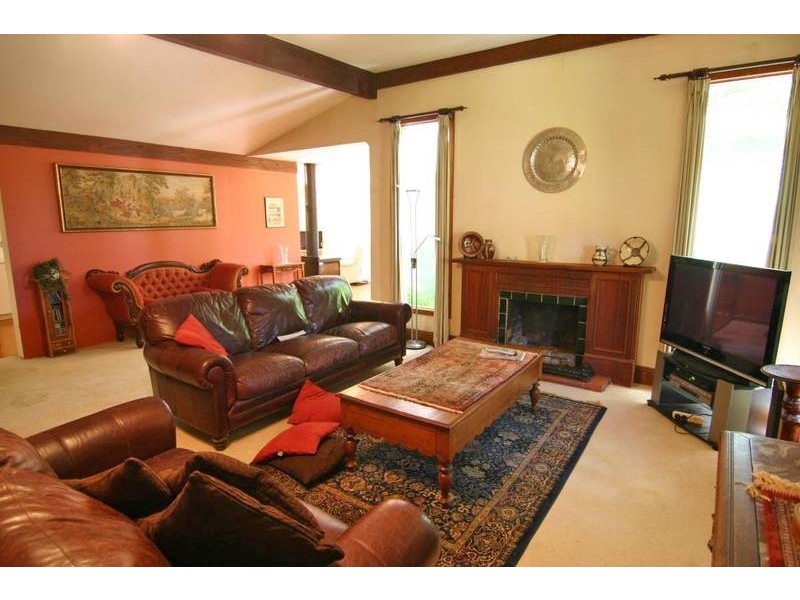 46 Barkly St West, Ararat VIC 3377