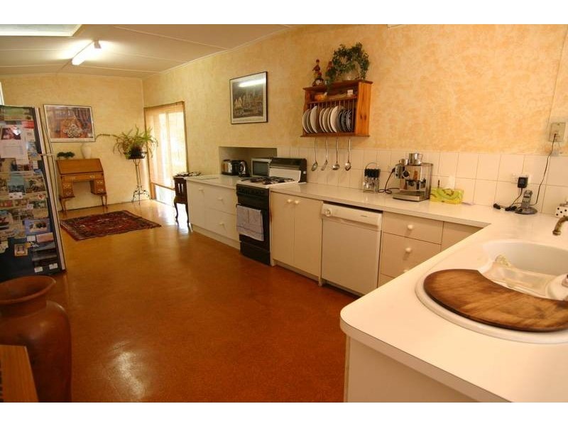 46 Barkly St West, Ararat VIC 3377