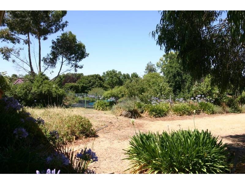 46 Barkly St West, Ararat VIC 3377