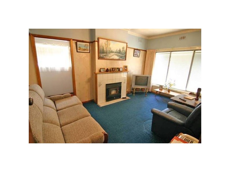6 Rotary Avenue, Ararat VIC 3377