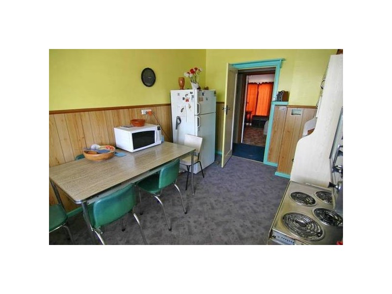 6 Rotary Avenue, Ararat VIC 3377