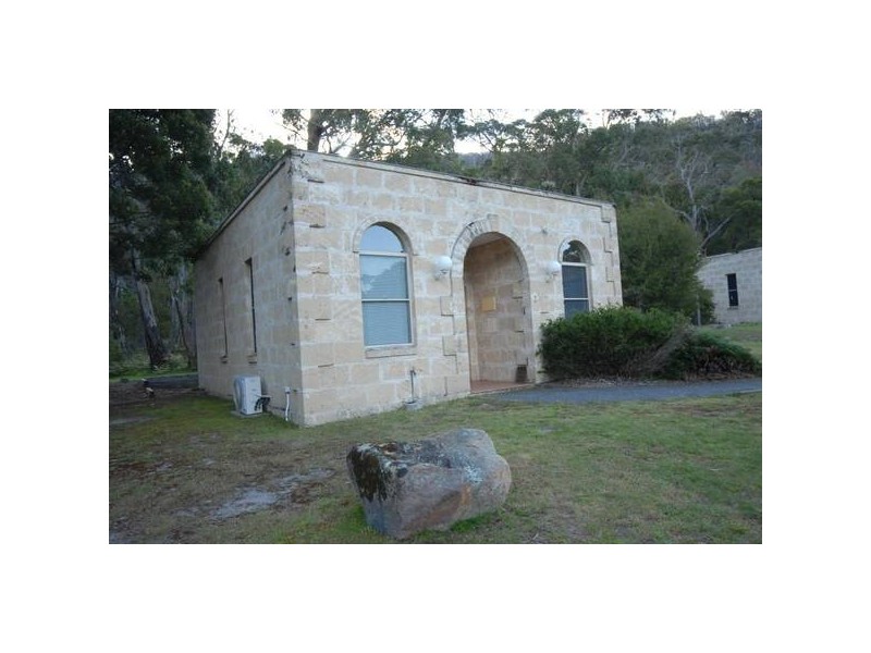 6 Mount Zero Road, Halls Gap VIC 3381