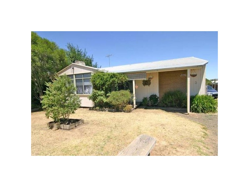 3 Stevens Crescent, Ararat VIC 3377