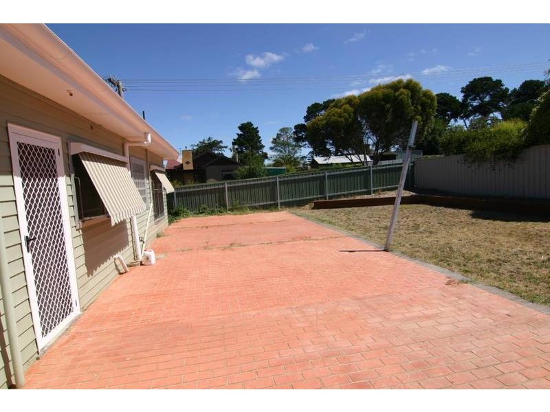 28 Queen Street South, Ararat VIC 3377