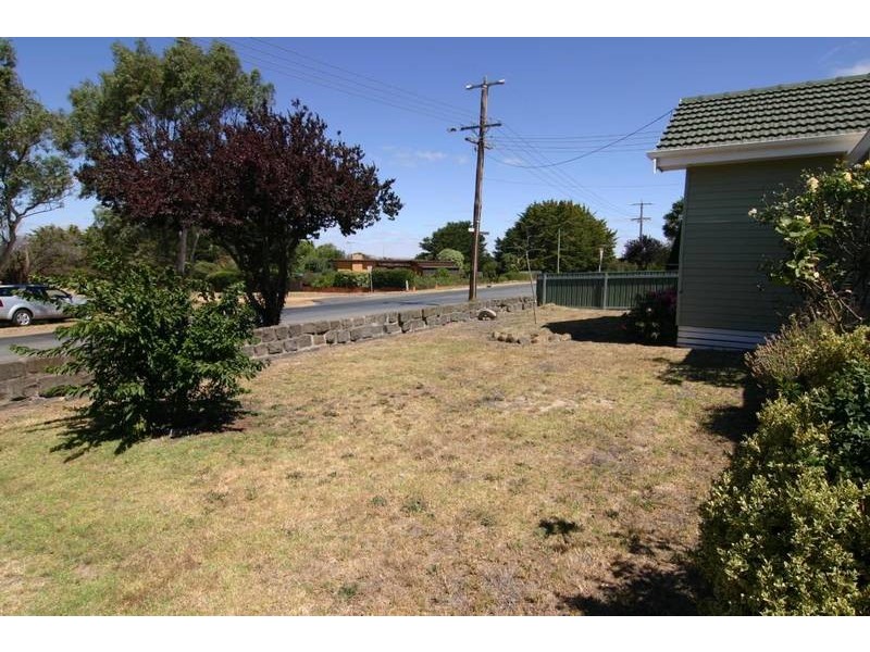 28 Queen Street South, Ararat VIC 3377