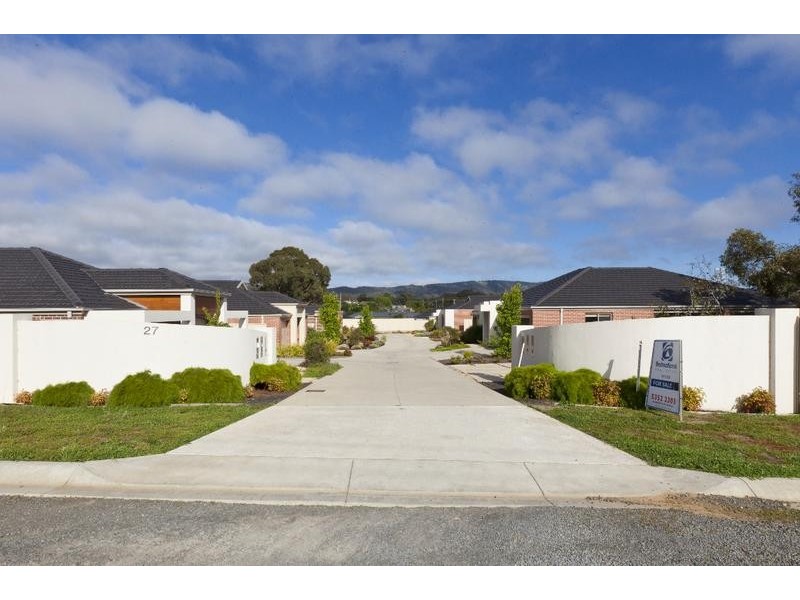 1 – 23/ Corner Basham & Lowe Streets, Ararat VIC 3377