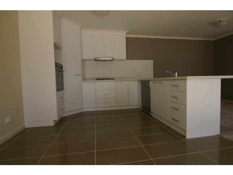1 – 23/ Corner Basham & Lowe Streets, Ararat VIC 3377