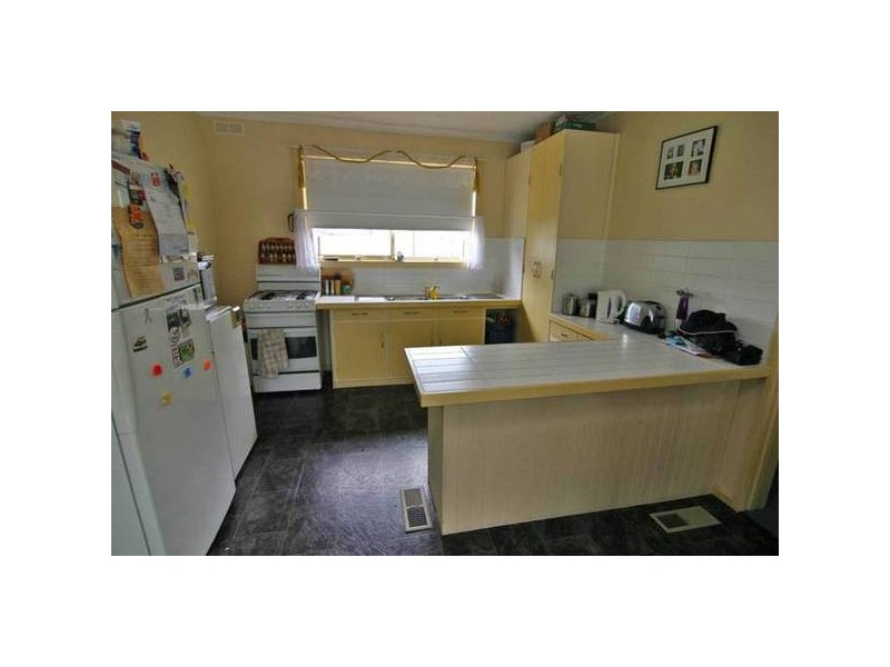 11 Spalding Street, Ararat VIC 3377