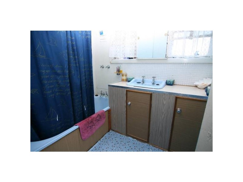 11 Commercial Street, Willaura VIC 3379