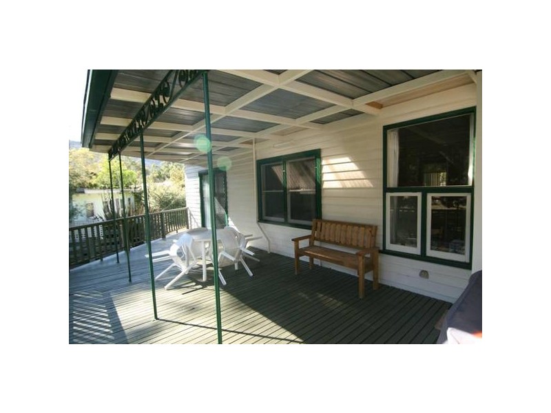 8 Hemley Court, Halls Gap VIC 3381