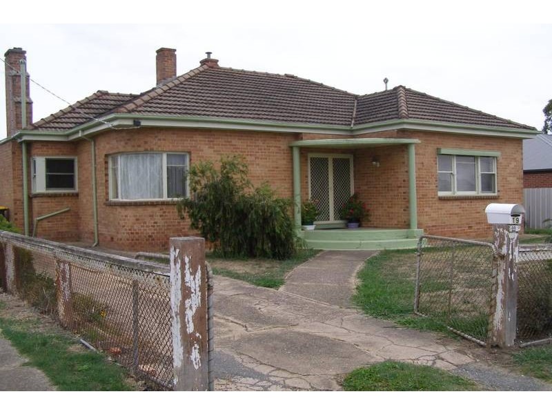 19 Viewpoint Street, Ararat VIC 3377