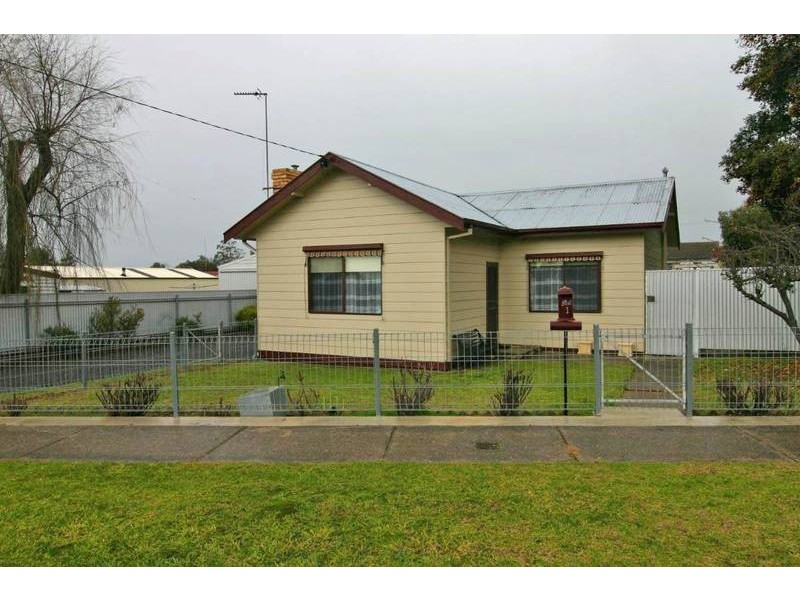 1 Elizabeth Street, Ararat VIC 3377