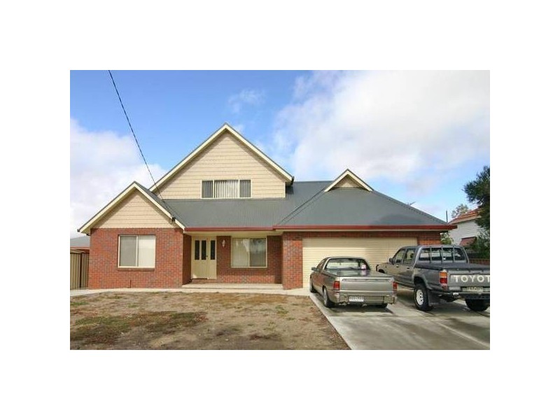 13 Tuson Street, Ararat VIC 3377