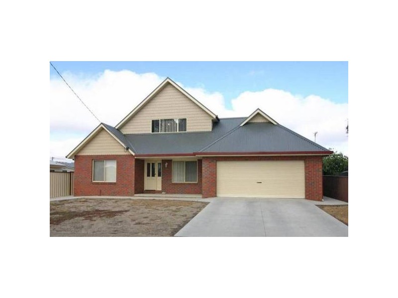 13 Tuson Street, Ararat VIC 3377