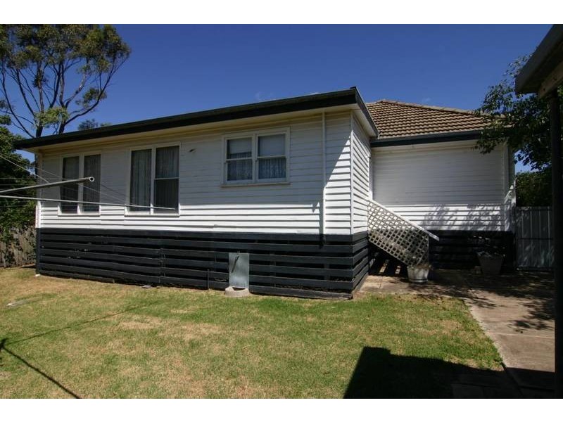 29 McGibbony Street, Ararat VIC 3377