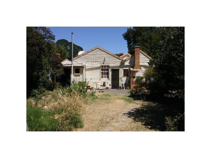 52 High Street, Elmhurst VIC 3469