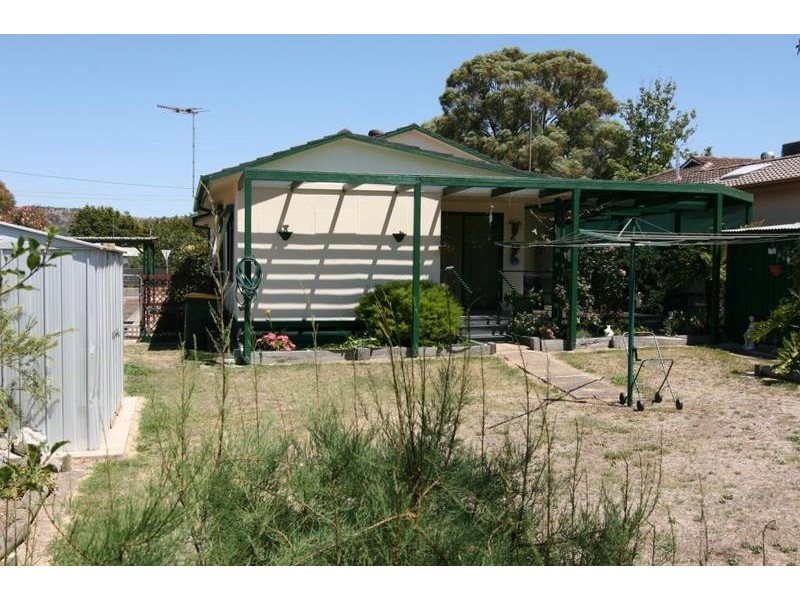 23 Tatyoon Road, Ararat VIC 3377