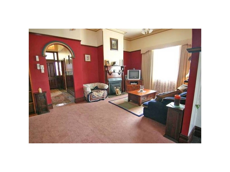 38 McLellan Street, Ararat VIC 3377