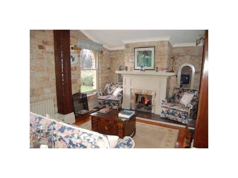 62 Rowe Road, Pomonal VIC 3381