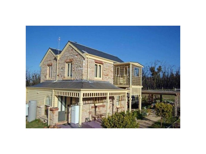 62 Rowe Road, Pomonal VIC 3381