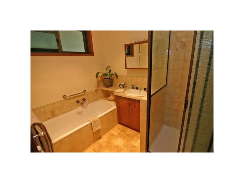 10 Queen Street South, Ararat VIC 3377