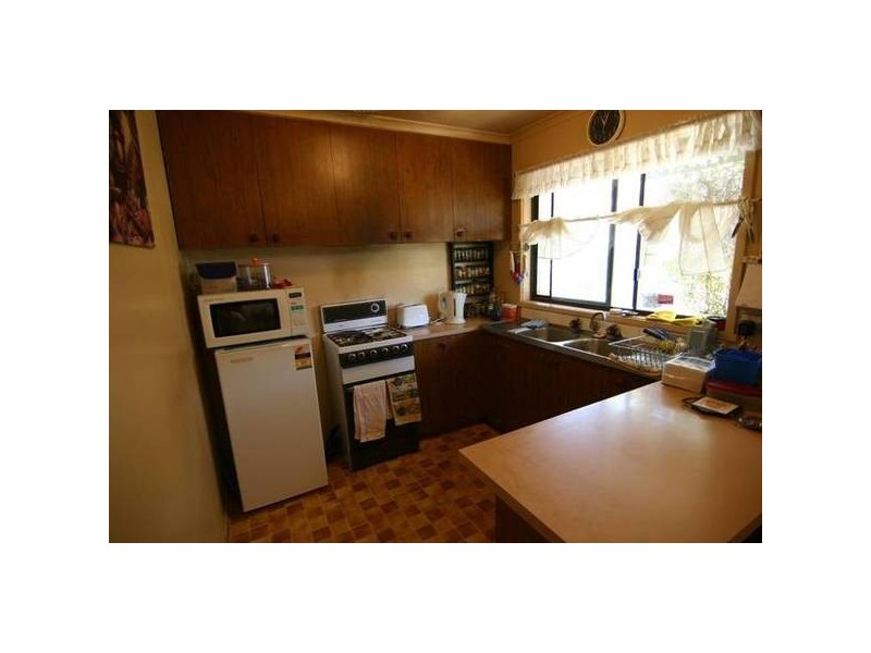 81 Hillarys Road, Elmhurst VIC 3469