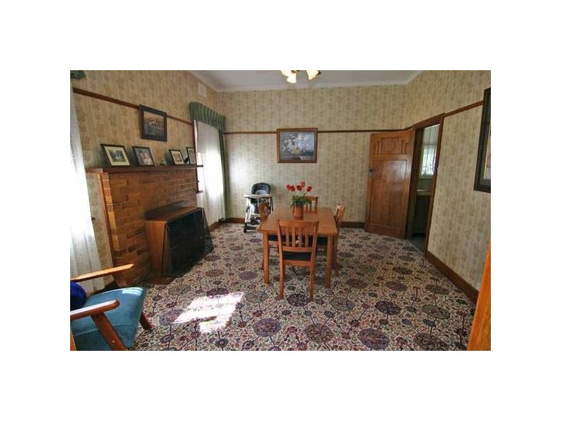 16 Dawson Street, Ararat VIC 3377