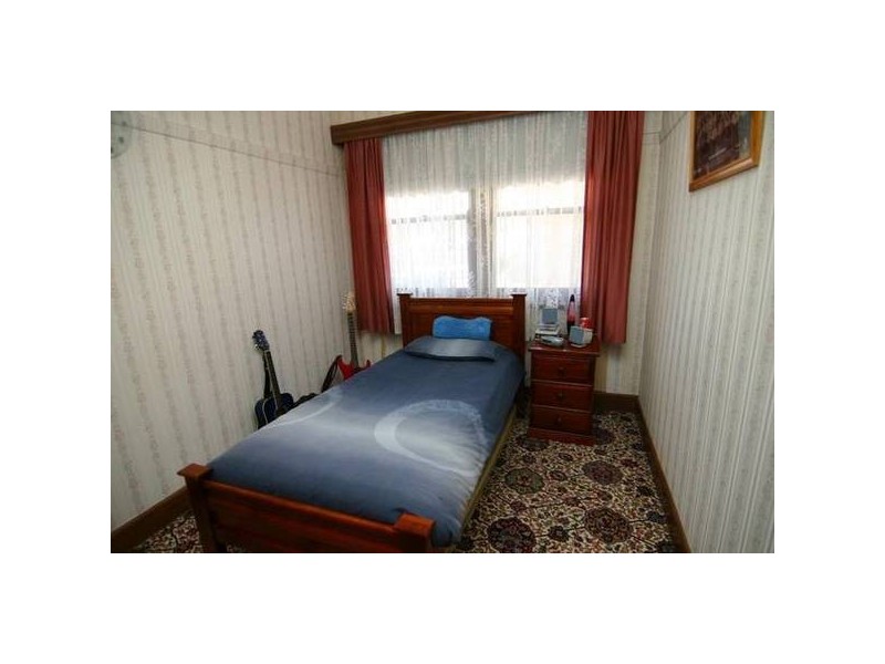 16 Dawson Street, Ararat VIC 3377