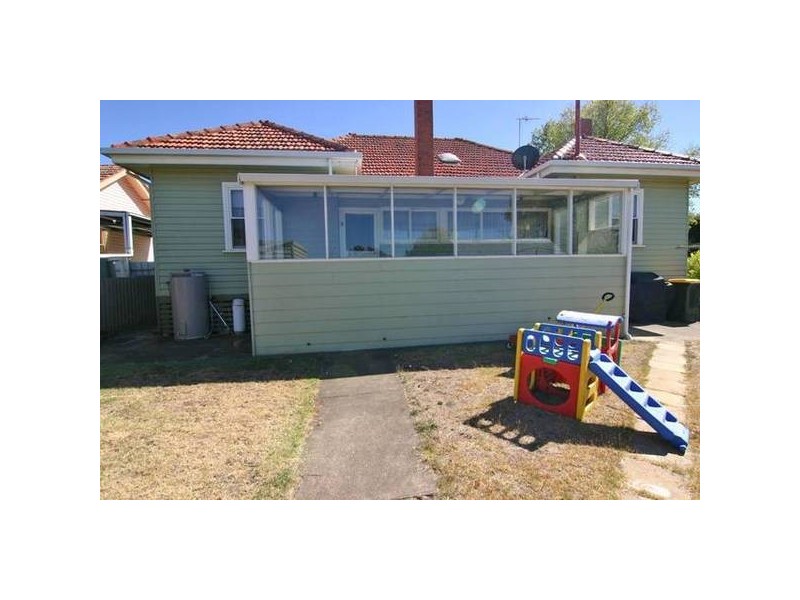 16 Dawson Street, Ararat VIC 3377