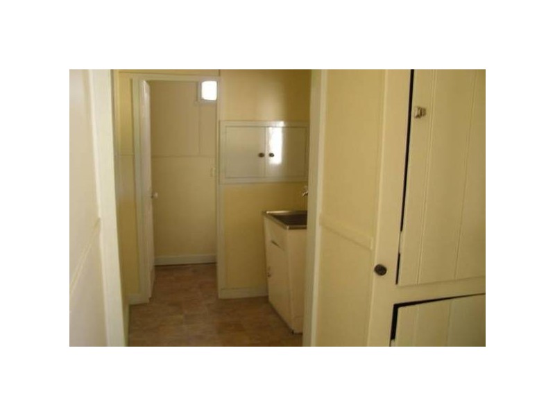 8 Baird Street, Ararat VIC 3377