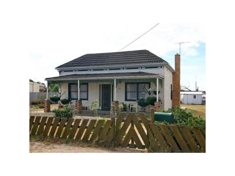 121 Moore Street, Ararat VIC 3377