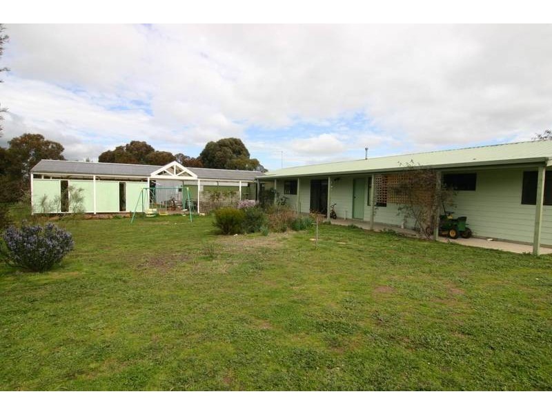 21 Best Street, Ararat VIC 3377