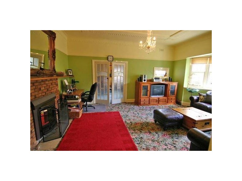 7 Port Fairy Road, Ararat VIC 3377