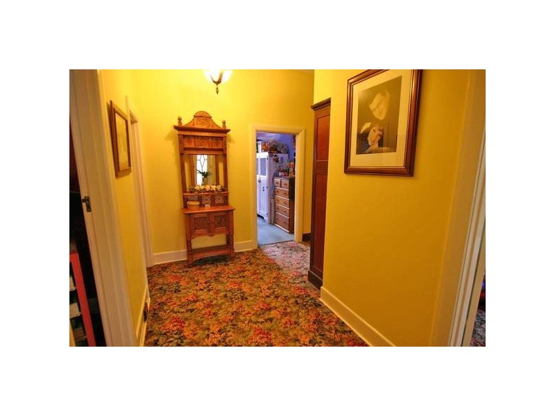 7 Port Fairy Road, Ararat VIC 3377