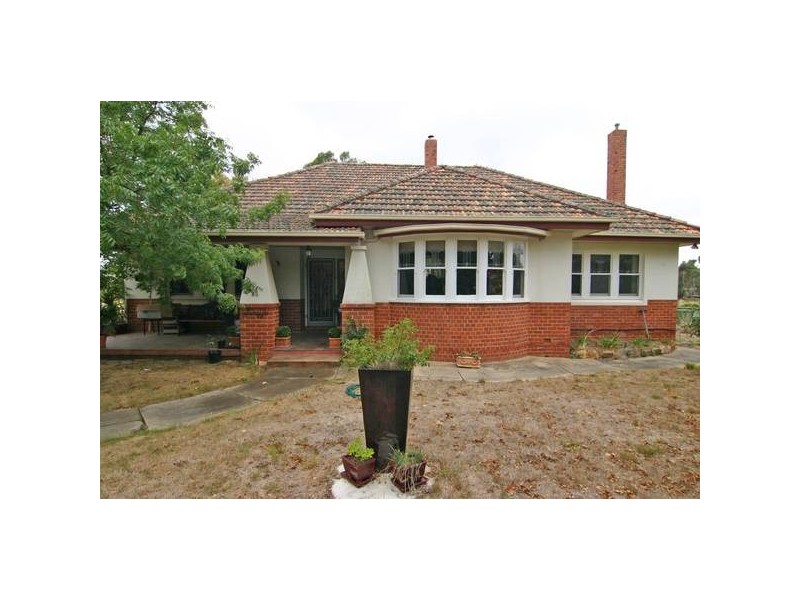 7 Port Fairy Road, Ararat VIC 3377