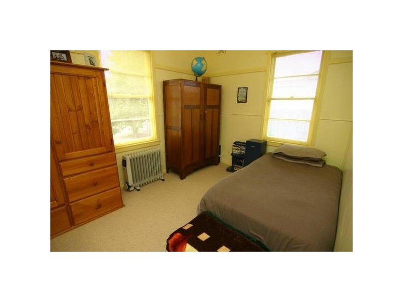 1 Churchill Avenue, Ararat VIC 3377