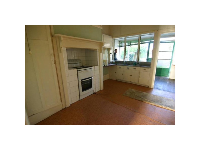 11 Ayrey Street, Willaura VIC 3379