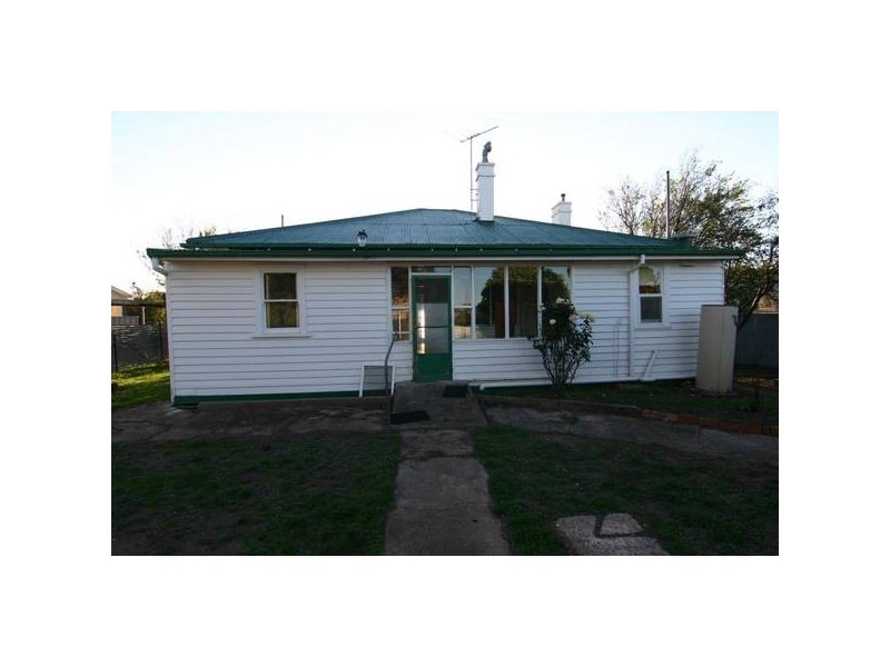 11 Ayrey Street, Willaura VIC 3379