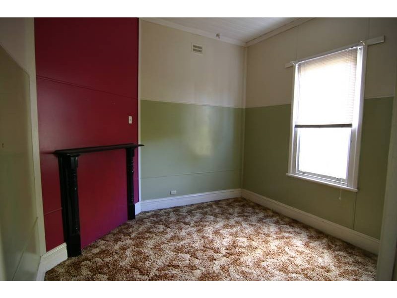 22 Carey Street, Ararat VIC 3377