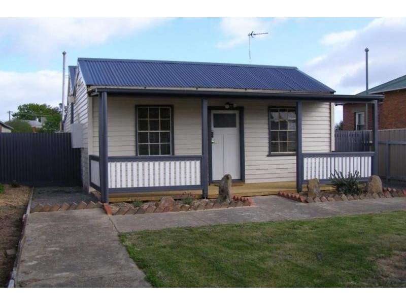 23 Campbell Street, Ararat VIC 3377